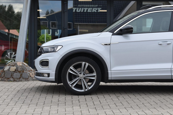 Volkswagen T-Roc 1.5 TSI Sport R-Line | PANORAMADAK | VIRTUAL COCKPIT | NAP | APPLE CARPLAY | ANDROID AUTO