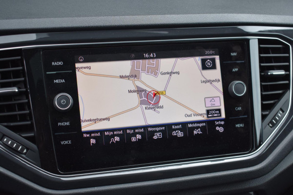 Volkswagen T-Roc 1.5 TSI Sport R-Line | PANORAMADAK | VIRTUAL COCKPIT | NAP | APPLE CARPLAY | ANDROID AUTO