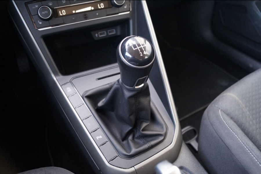 Volkswagen Polo 1.0 TSI Comfortline Executive -NAVI-ECC-PDC-DAB-