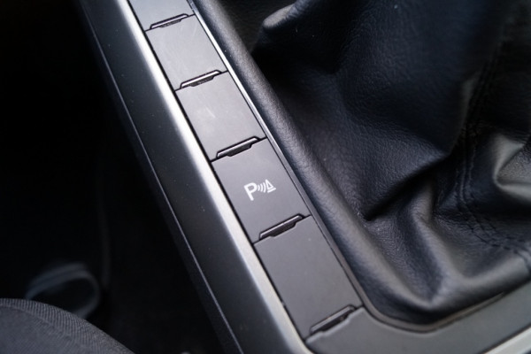 Volkswagen Polo 1.0 TSI Comfortline Executive -NAVI-ECC-PDC-DAB-