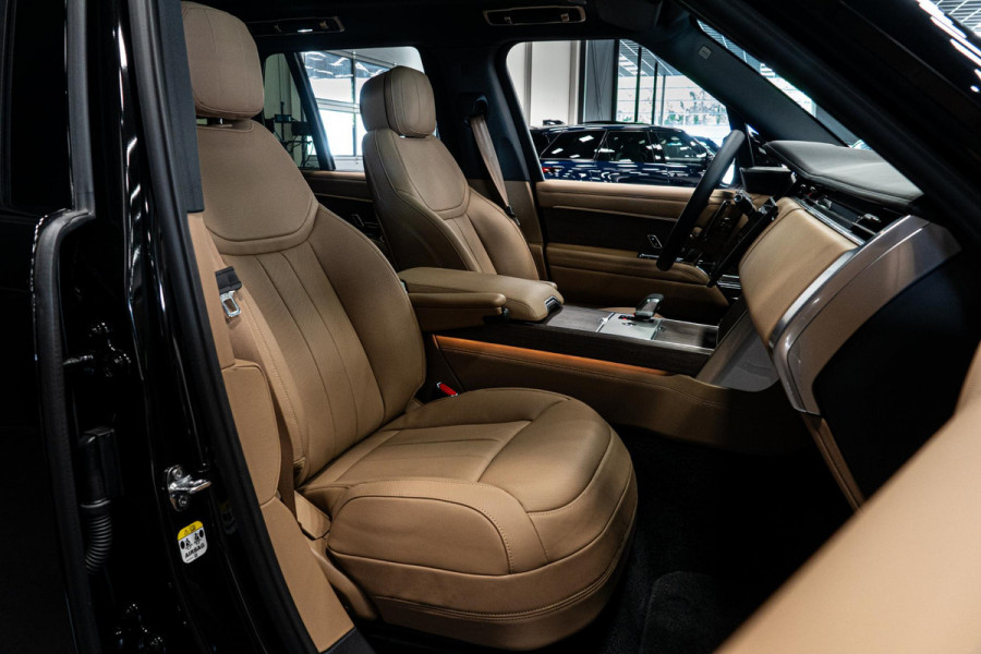 Land Rover Range Rover 3.0 P460e HSE PHEV *Meridian / Panorama / Surround-View / HUD / Stoelventilatie / Soft-Close*