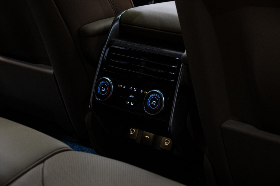 Land Rover Range Rover 3.0 P460e HSE PHEV *Meridian / Panorama / Surround-View / HUD / Stoelventilatie / Soft-Close*