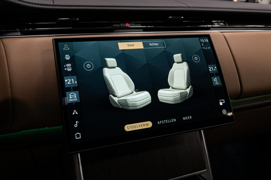 Land Rover Range Rover 3.0 P460e HSE PHEV *Meridian / Panorama / Surround-View / HUD / Stoelventilatie / Soft-Close*
