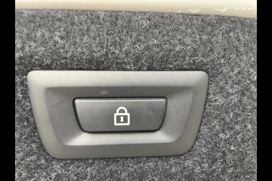 BMW 5 Serie 520d High Executive,M Pakket, Adaptief CC, Head Up