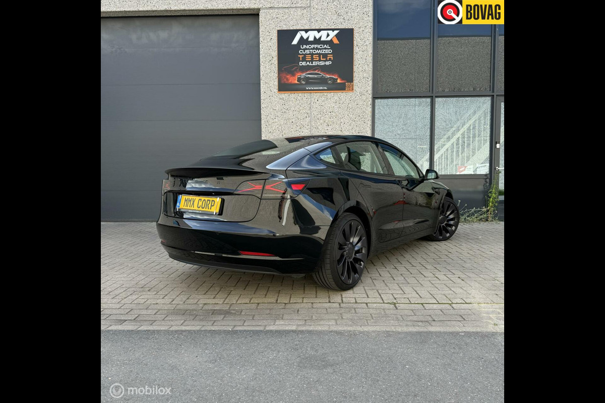 Tesla Model 3 Performance ZWART MiC X-TREME ACHTERLICHT Tesla Model 3 Performance ZWART MiC X-TREME ACHTERLICHT