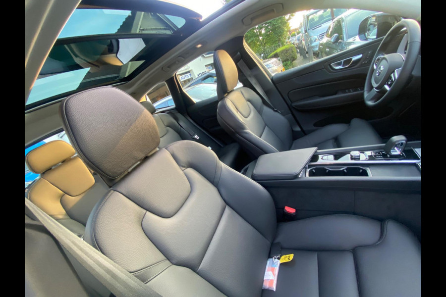 Volvo XC60 2.0 T6 Plug-in hybrid AWD Ultra Dark Pano 1650KM M2025
