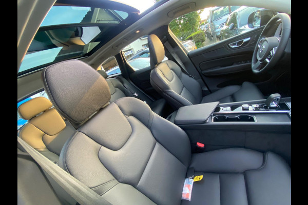 Volvo XC60 2.0 T6 Plug-in hybrid AWD Ultra Dark Pano 1650KM M2025