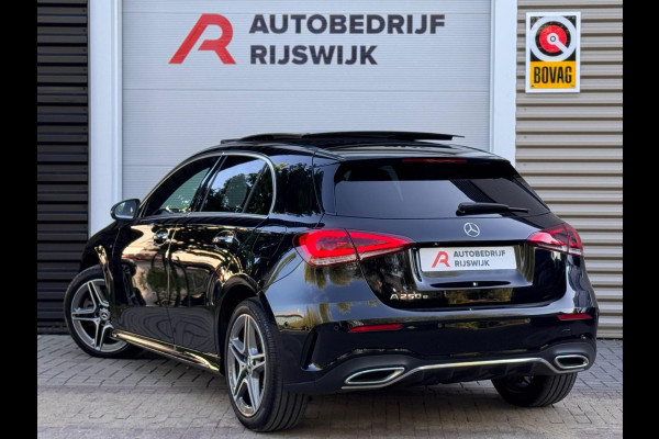 Mercedes-Benz A-Klasse 250 e AMG Pano/Camera/Sfeer