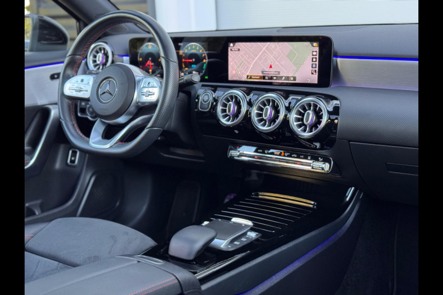 Mercedes-Benz A-Klasse 250 e AMG Pano/Camera/Sfeer