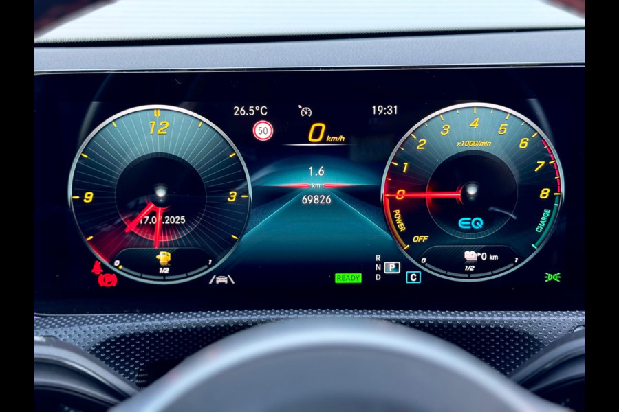 Mercedes-Benz A-Klasse 250 e AMG Pano/Camera/Sfeer
