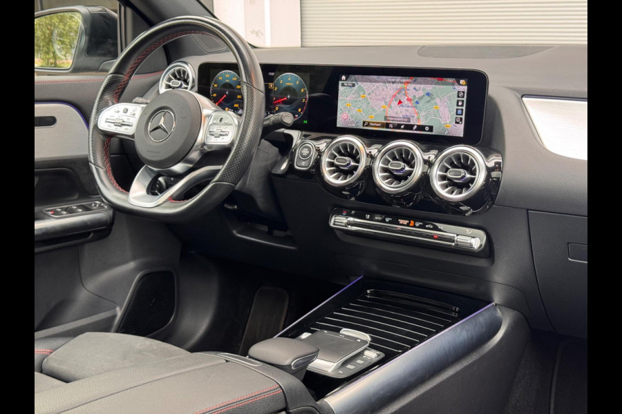 Mercedes-Benz GLA 250 4MATIC AMG Line Pano/Camera/Sfeer