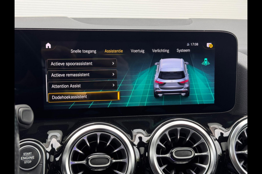 Mercedes-Benz GLA 250 4MATIC AMG Line Pano/Camera/Sfeer