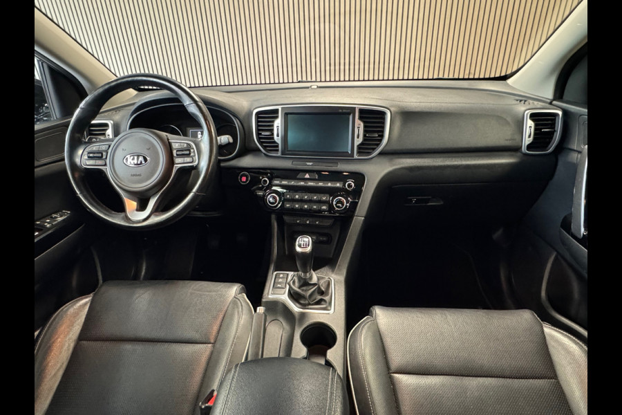 Kia Sportage 1.6 GDI Design Edition NAVIGATIE CAMERA CRUISE APPLE CARPLAY STOEL-STUURVERWARMING USB AUX PDC START/STOP LANE ASSIST