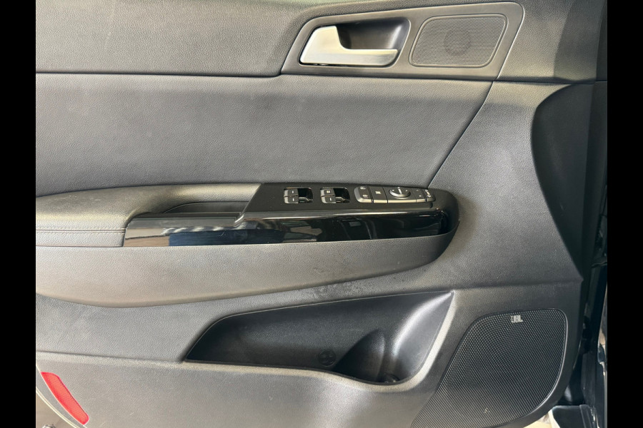Kia Sportage 1.6 GDI Design Edition NAVIGATIE CAMERA CRUISE APPLE CARPLAY STOEL-STUURVERWARMING USB AUX PDC START/STOP LANE ASSIST