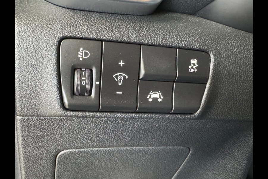 Kia Sportage 1.6 GDI Design Edition NAVIGATIE CAMERA CRUISE APPLE CARPLAY STOEL-STUURVERWARMING USB AUX PDC START/STOP LANE ASSIST