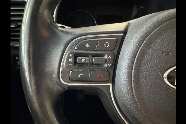 Kia Sportage 1.6 GDI Design Edition NAVIGATIE CAMERA CRUISE APPLE CARPLAY STOEL-STUURVERWARMING USB AUX PDC START/STOP LANE ASSIST