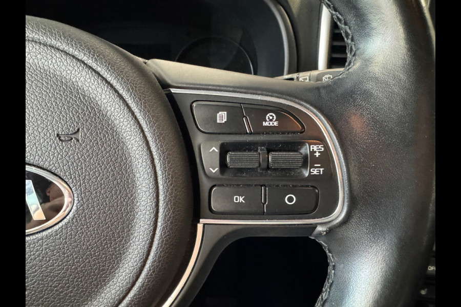 Kia Sportage 1.6 GDI Design Edition NAVIGATIE CAMERA CRUISE APPLE CARPLAY STOEL-STUURVERWARMING USB AUX PDC START/STOP LANE ASSIST