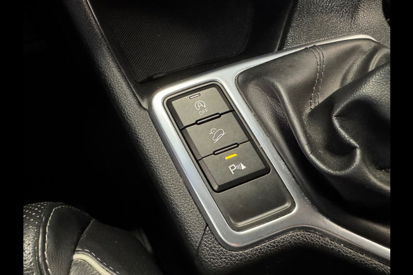 Kia Sportage 1.6 GDI Design Edition NAVIGATIE CAMERA CRUISE APPLE CARPLAY STOEL-STUURVERWARMING USB AUX PDC START/STOP LANE ASSIST