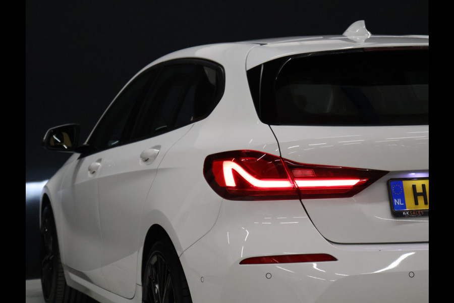 BMW 1-serie 118i Sport [CAMERA, APPLE CARPLAY, VIRTUAL COCKPIT, DAB, LED DIMLICHT, CRUISE CONTROL, NIEUWSTAAT]