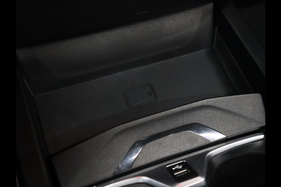 BMW 1-serie 118i Sport [CAMERA, APPLE CARPLAY, VIRTUAL COCKPIT, DAB, LED DIMLICHT, CRUISE CONTROL, NIEUWSTAAT]