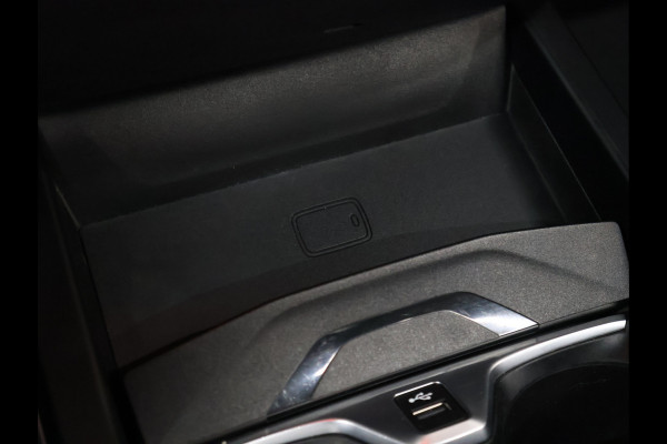BMW 1-serie 118i Sport [CAMERA, APPLE CARPLAY, VIRTUAL COCKPIT, DAB, LED DIMLICHT, CRUISE CONTROL, NIEUWSTAAT]