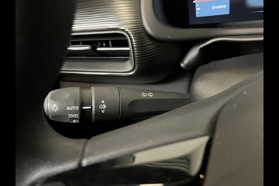 Jeep Avenger Longitude 54 kWh | Navigatie | Apple Carplay/ Android Auto | Parkeersensor achter | Cruise Control | Stoelverwarming | Full LED | Virtual Cockpit | Climate Control