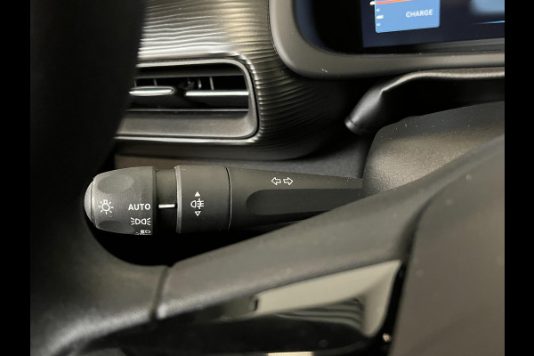 Jeep Avenger Longitude 54 kWh | Navigatie | Apple Carplay/ Android Auto | Parkeersensor achter | Cruise Control | Stoelverwarming | Full LED | Virtual Cockpit | Climate Control