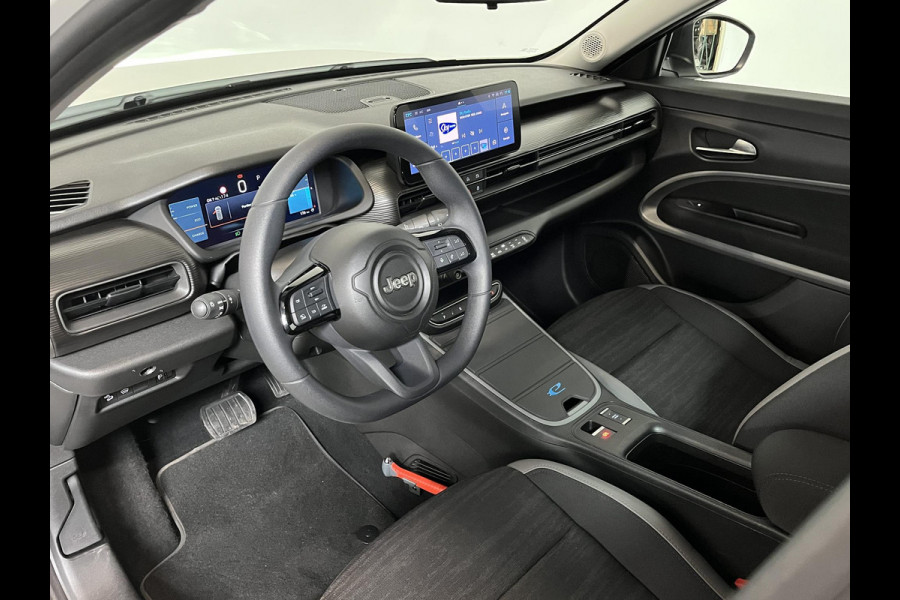 Jeep Avenger Longitude 54 kWh | Navigatie | Apple Carplay/ Android Auto | Parkeersensor achter | Cruise Control | Stoelverwarming | Full LED | Virtual Cockpit | Climate Control