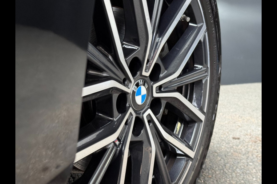 BMW 2 Serie Active Tourer 218i M-sport Panorama elec trekhaak leer