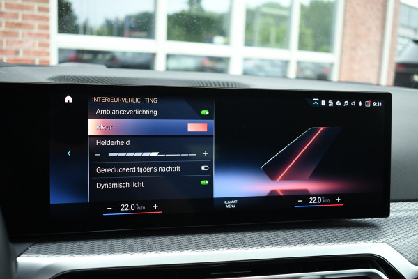 BMW 3 Serie Touring 330e xDrive M-Sport Pano ACC Trekh HUD HiFi Leder Brooklyngrau!