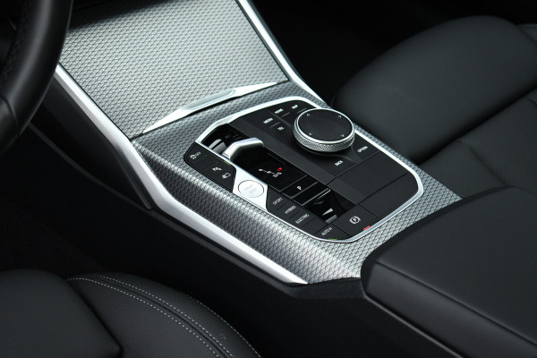 BMW 3 Serie Touring 330e xDrive M-Sport Pano ACC Trekh HUD HiFi Leder Brooklyngrau!