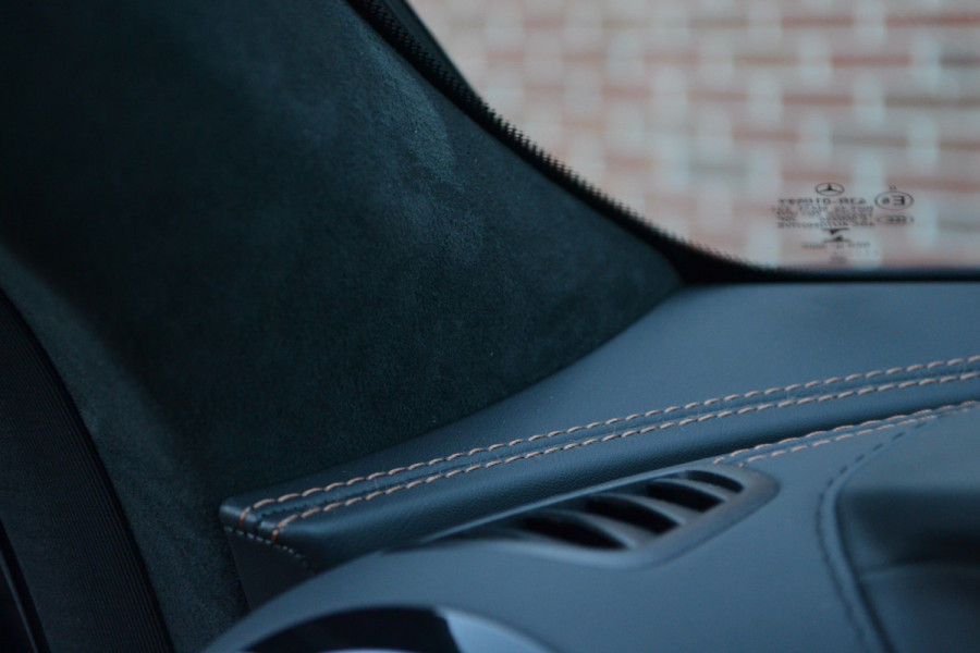 Mercedes-Benz CLS-Klasse 450 4M Ed.1 AMG Luchtv Dak Distr+ Night Multicontour 360