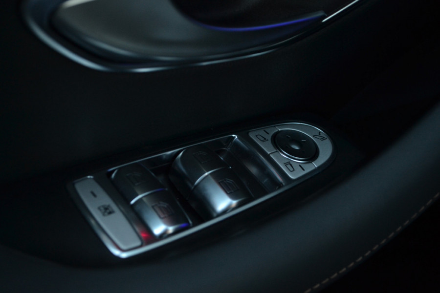Mercedes-Benz CLS-Klasse 450 4M Ed.1 AMG Luchtv Dak Distr+ Night Multicontour 360
