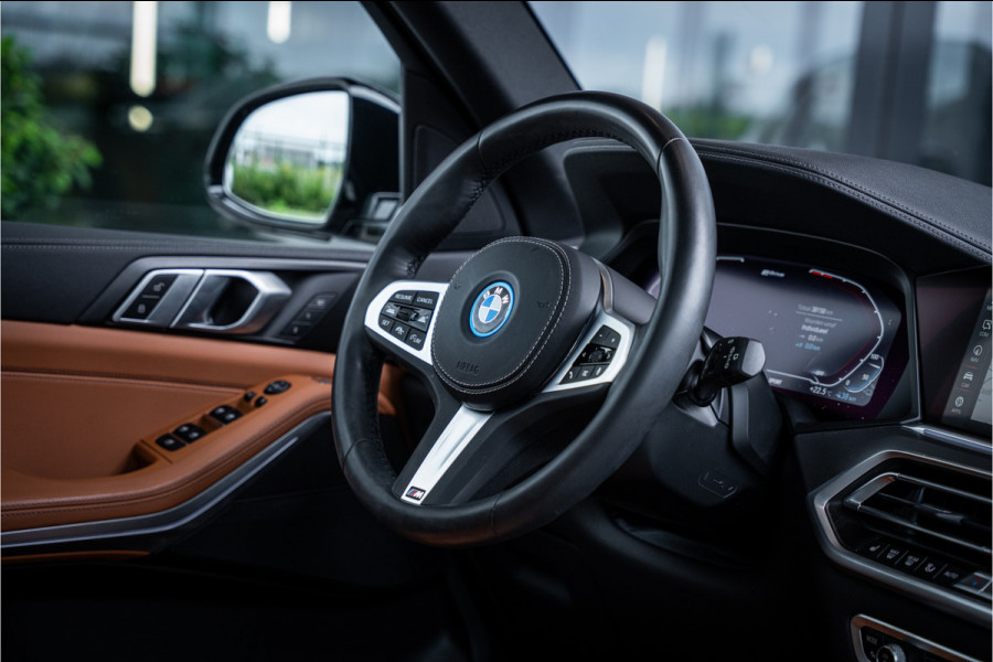 BMW X5 xDrive45e Executive - M Sport | Panorama | Dravit Grau | Memory | 360 Camera