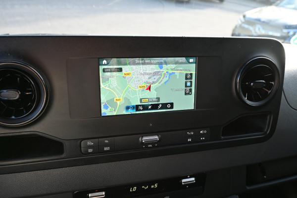 Mercedes-Benz Sprinter 317 CDI L2H2 RWD MBUX navigatie, 360 graden camera, Geveerde stoel, Etc.