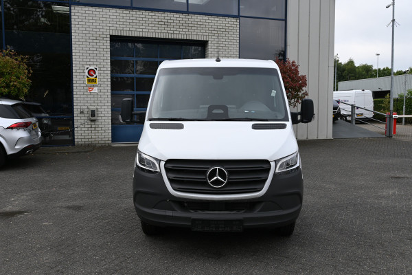 Mercedes-Benz Sprinter 519 CDI Pro MBUX 10.25, LED koplampen, Geveerde stoel, Etc.