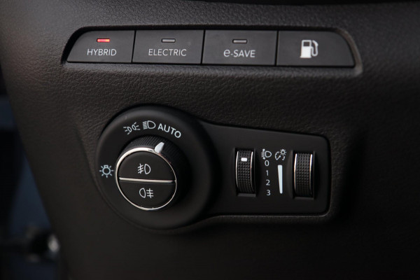 Jeep Compass 4xe 240 Limited / PANODAK / CAMERA / FACELIFT / CARPLAY
