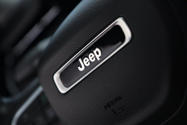 Jeep Compass 4xe 240 Limited / PANODAK / CAMERA / FACELIFT / CARPLAY