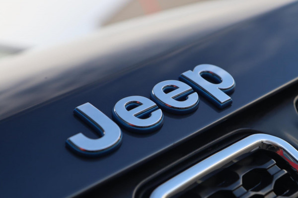 Jeep Compass 4xe 240 Limited / PANODAK / CAMERA / FACELIFT / CARPLAY