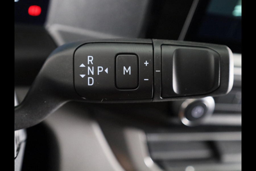 Volkswagen Transporter 2.0 TDI L1H1 28 Bulli 150 pk AUTOMAAT LED VERLICHTING | TREKHAAKVOORBEREIDING | VERWARMBARE VOORRUIT