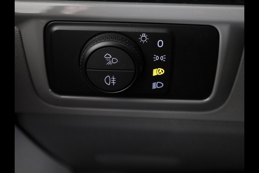 Volkswagen Transporter 2.0 TDI L1H1 28 Bulli 150 pk AUTOMAAT LED VERLICHTING | TREKHAAKVOORBEREIDING | VERWARMBARE VOORRUIT