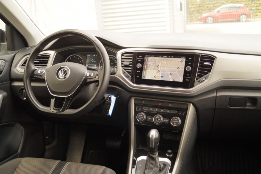 Volkswagen T-Roc 1.5 TSI 150pk DSG Style -NAVI-ECC-CAM-PDC-