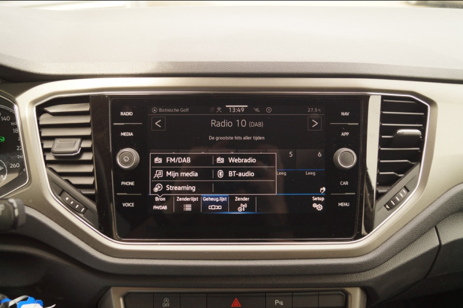Volkswagen T-Roc 1.5 TSI 150pk DSG Style -NAVI-ECC-CAM-PDC-