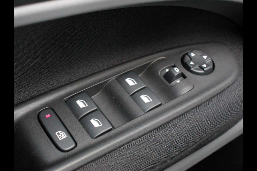 Jeep Avenger Longitude 54 kWh | Navigatie | Apple Carplay/ Android Auto | Parkeersensor achter | Cruise Control | Stoelverwarming | Full LED | Virtual Cockpit | Climate Control