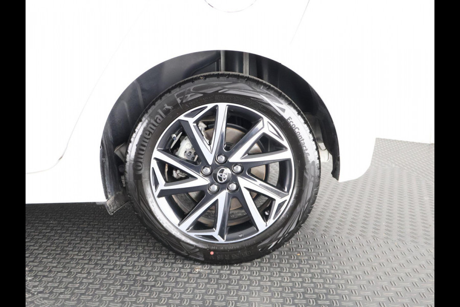 Toyota Yaris 1.5 HYBRID DYNAMIC PACK AUTOMAAT GARANTIE 2-2033! LMV.CAMERA.ADAPTIVE CRUISE.CLOUD NAVIGATIE