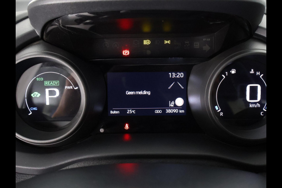 Toyota Yaris 1.5 HYBRID DYNAMIC PACK AUTOMAAT GARANTIE 2-2033! LMV.CAMERA.ADAPTIVE CRUISE.CLOUD NAVIGATIE
