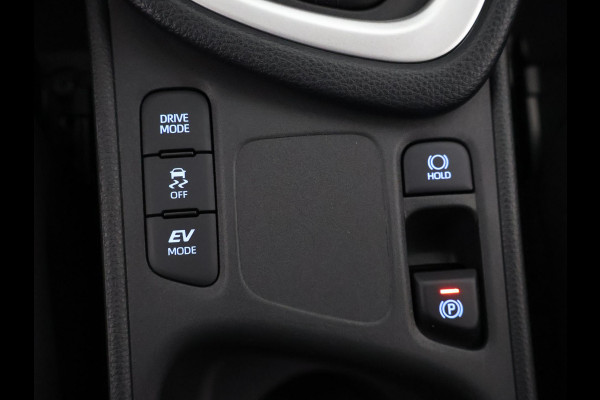 Toyota Yaris 1.5 HYBRID DYNAMIC PACK AUTOMAAT GARANTIE 2-2033! LMV.CAMERA.ADAPTIVE CRUISE.CLOUD NAVIGATIE