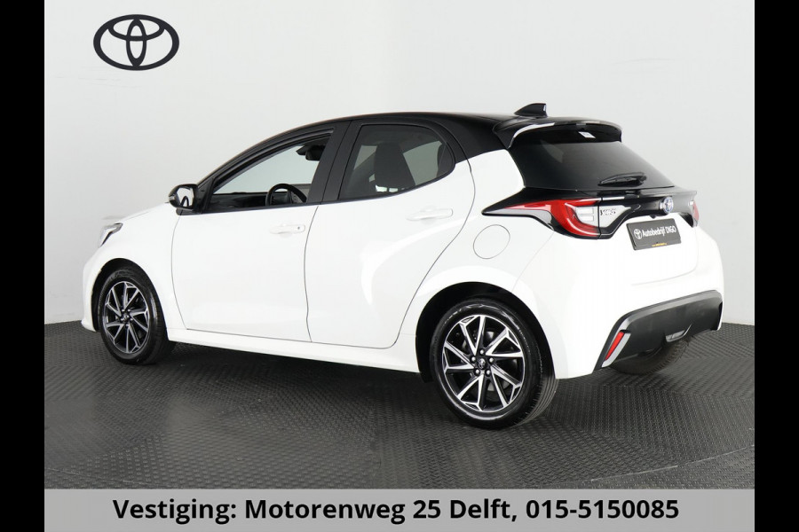 Toyota Yaris 1.5 HYBRID DYNAMIC PACK AUTOMAAT GARANTIE 2-2033! LMV.CAMERA.ADAPTIVE CRUISE.CLOUD NAVIGATIE