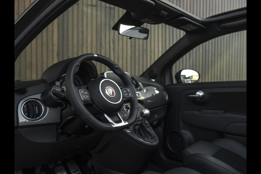 Abarth 595 C ScorpioneOro  | Monza | Beats audio | CarPlay | One of 2000