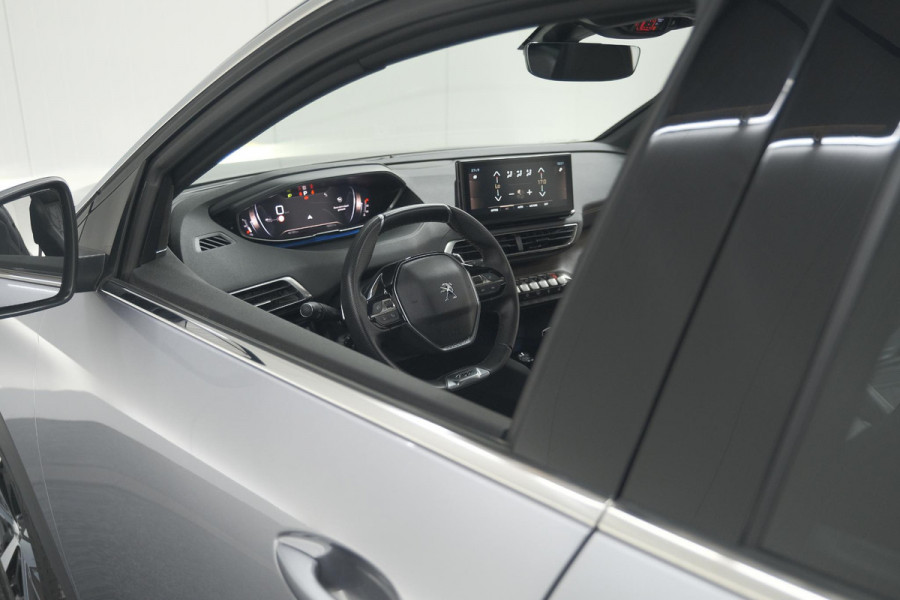Peugeot 5008 PureTech 130 EAT8 GT | Panoramadak | 360 Camera | FOCAL® | Adaptieve Cruise Control